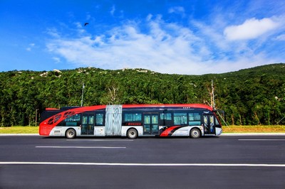 再獲殊榮！銀隆海豚公交車榮膺“城市之星”稱號，助力道路旅客運(yùn)輸經(jīng)營升級